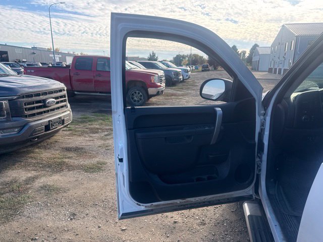 Used 2013 GMC Sierra 1500 SLE w/ Power Tech Package AWD/4WD image 17