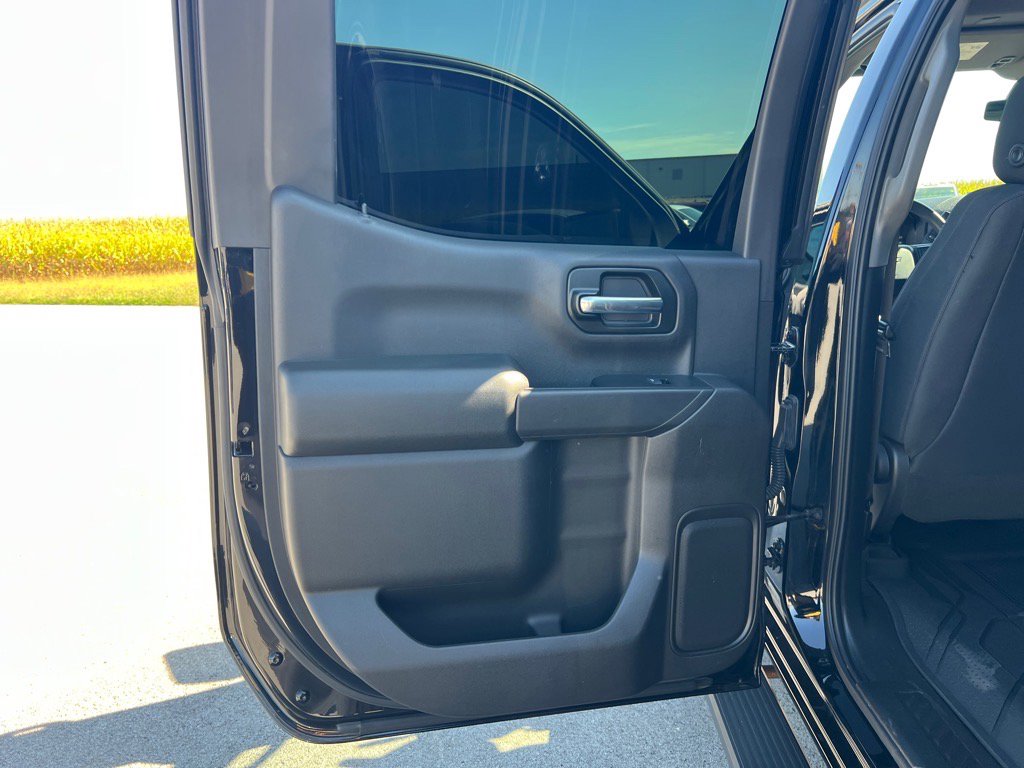 Used 2019 Chevrolet Silverado 1500 Custom w/ Custom Value Package image 26