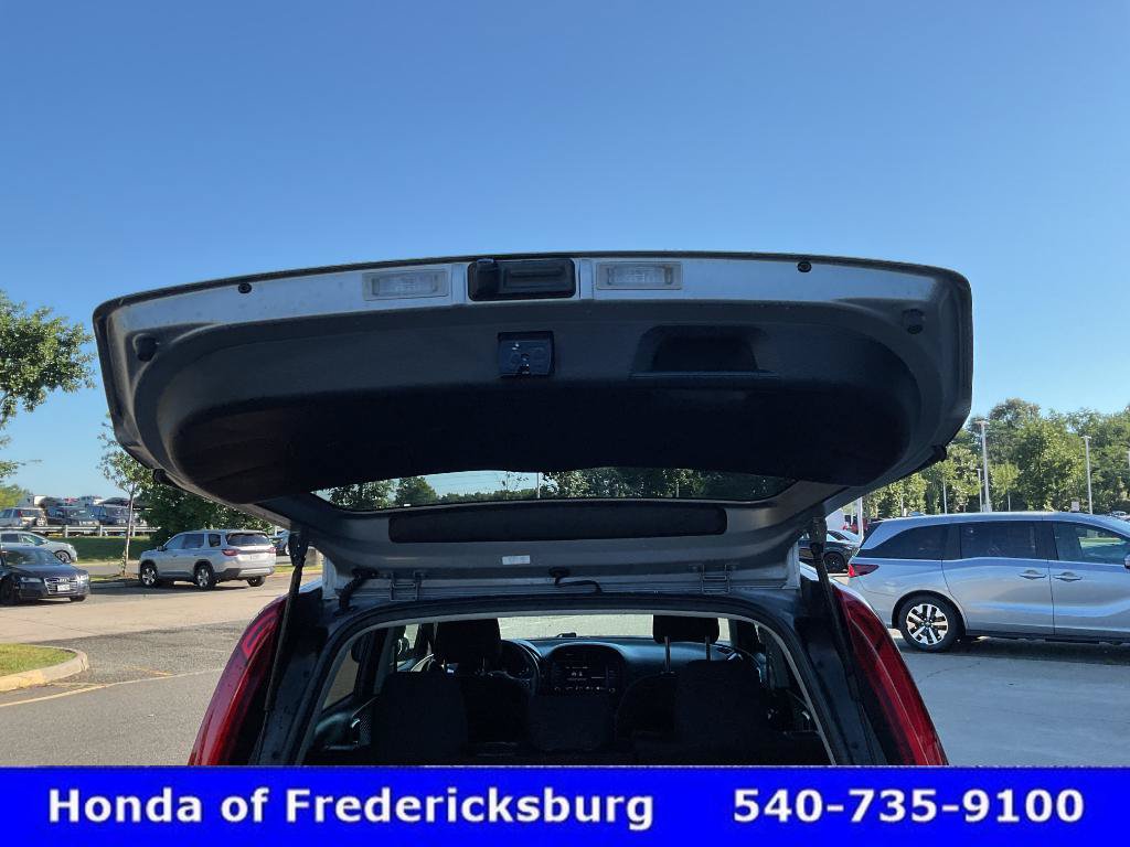 Used 2022 Kia Soul LX w/ Technology Package FWD image 16