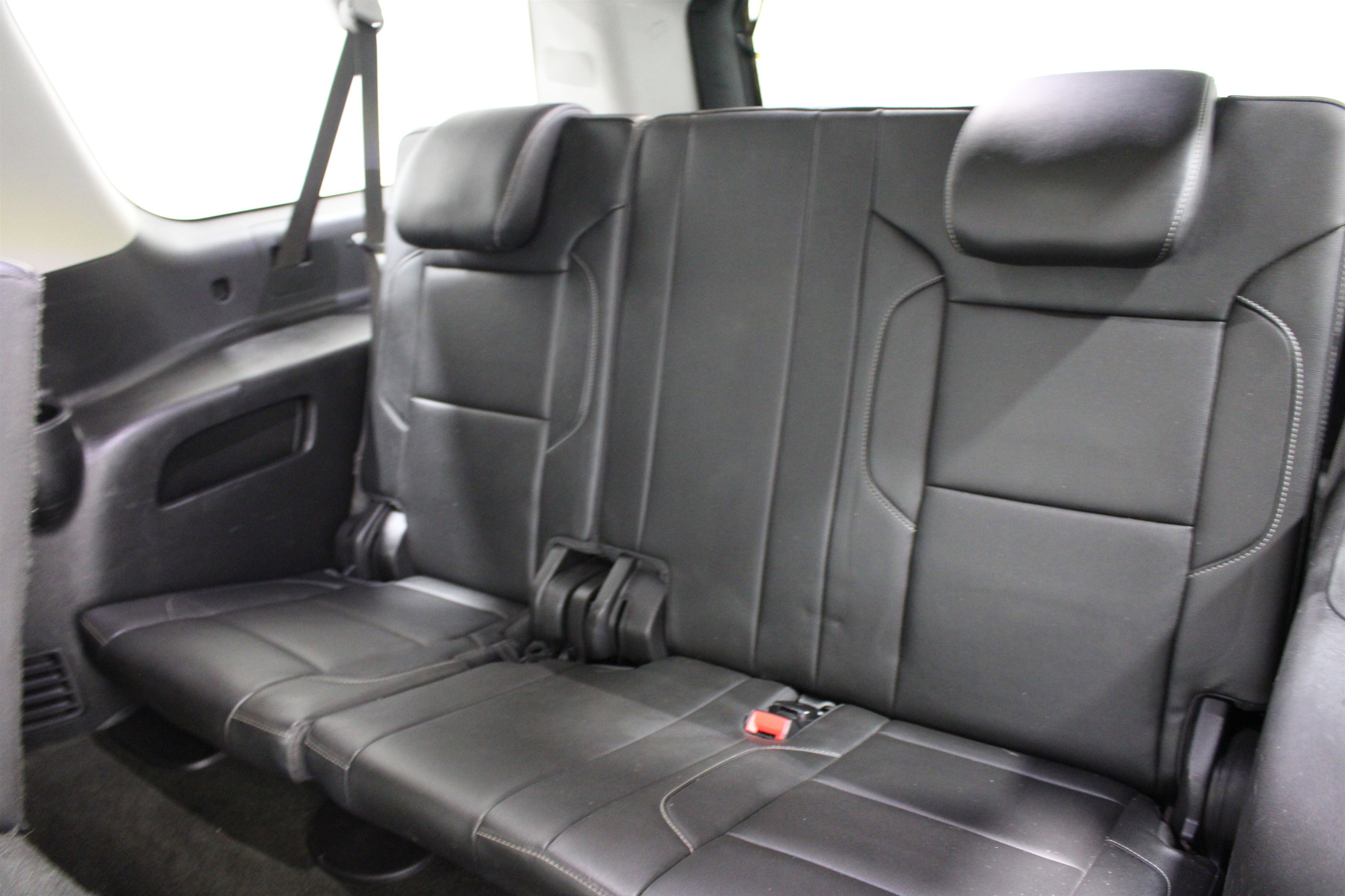 Used 2018 Chevrolet Suburban LT AWD/4WD image 21