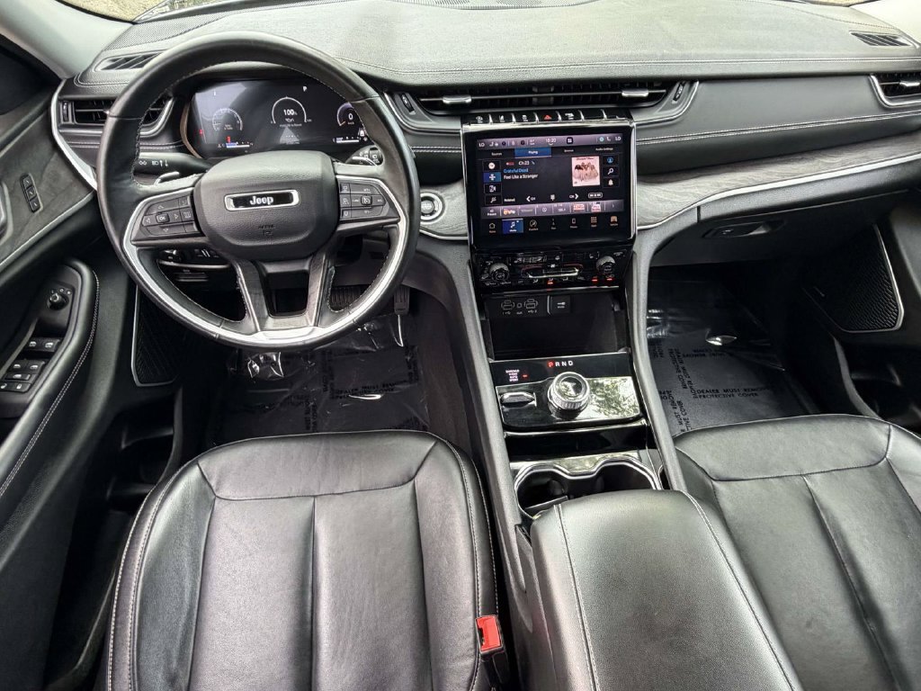 Used 2022 Jeep Grand Cherokee Limited AWD/4WD image 17