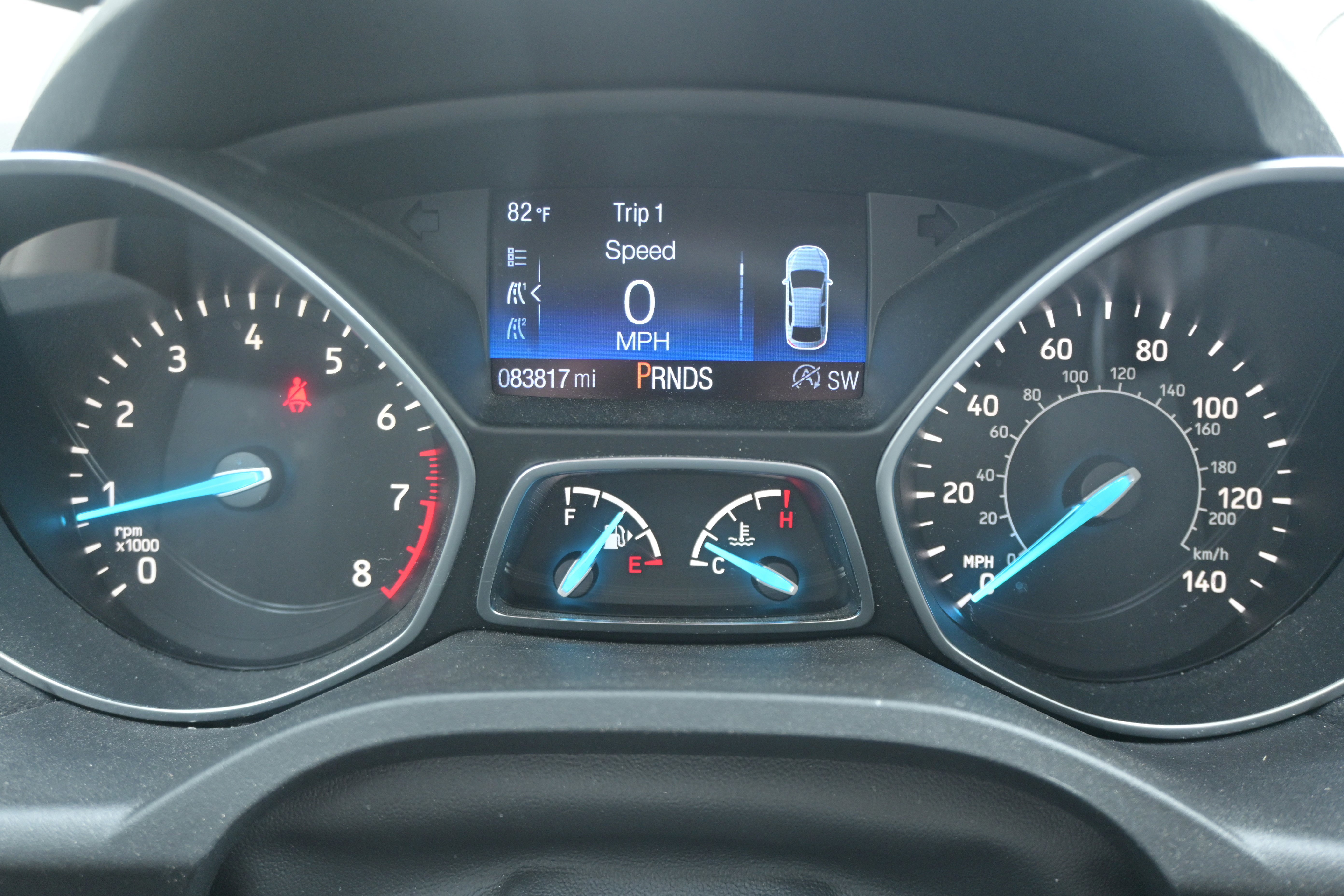 Used 2018 Ford Escape Titanium w/ Ford Safe & Smart Package AWD/4WD image 13