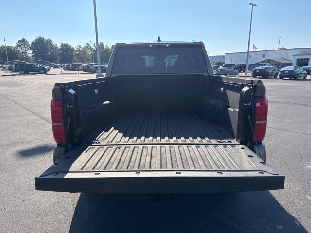 Used 2025 Toyota Tacoma TRD Sport AWD/4WD image 20