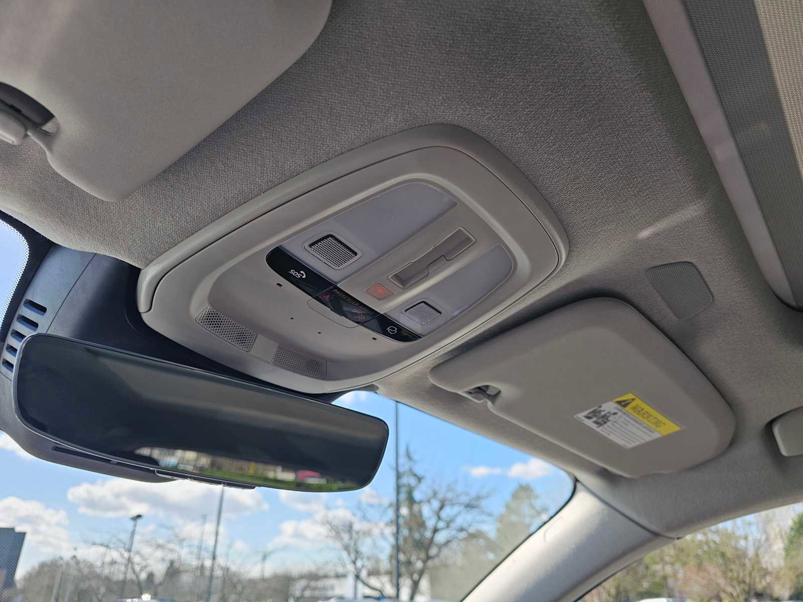 New 2026 Volvo XC40 B5 Plus w/ Protection Package Premier image 31