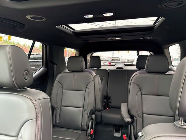 Used 2023 Chevrolet Traverse RS AWD/4WD image 27
