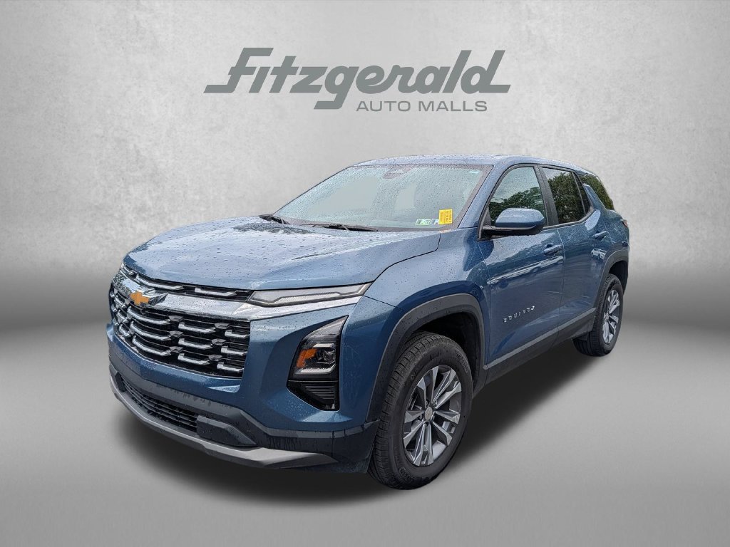Used 2026 Chevrolet Equinox LT AWD/4WD image 2