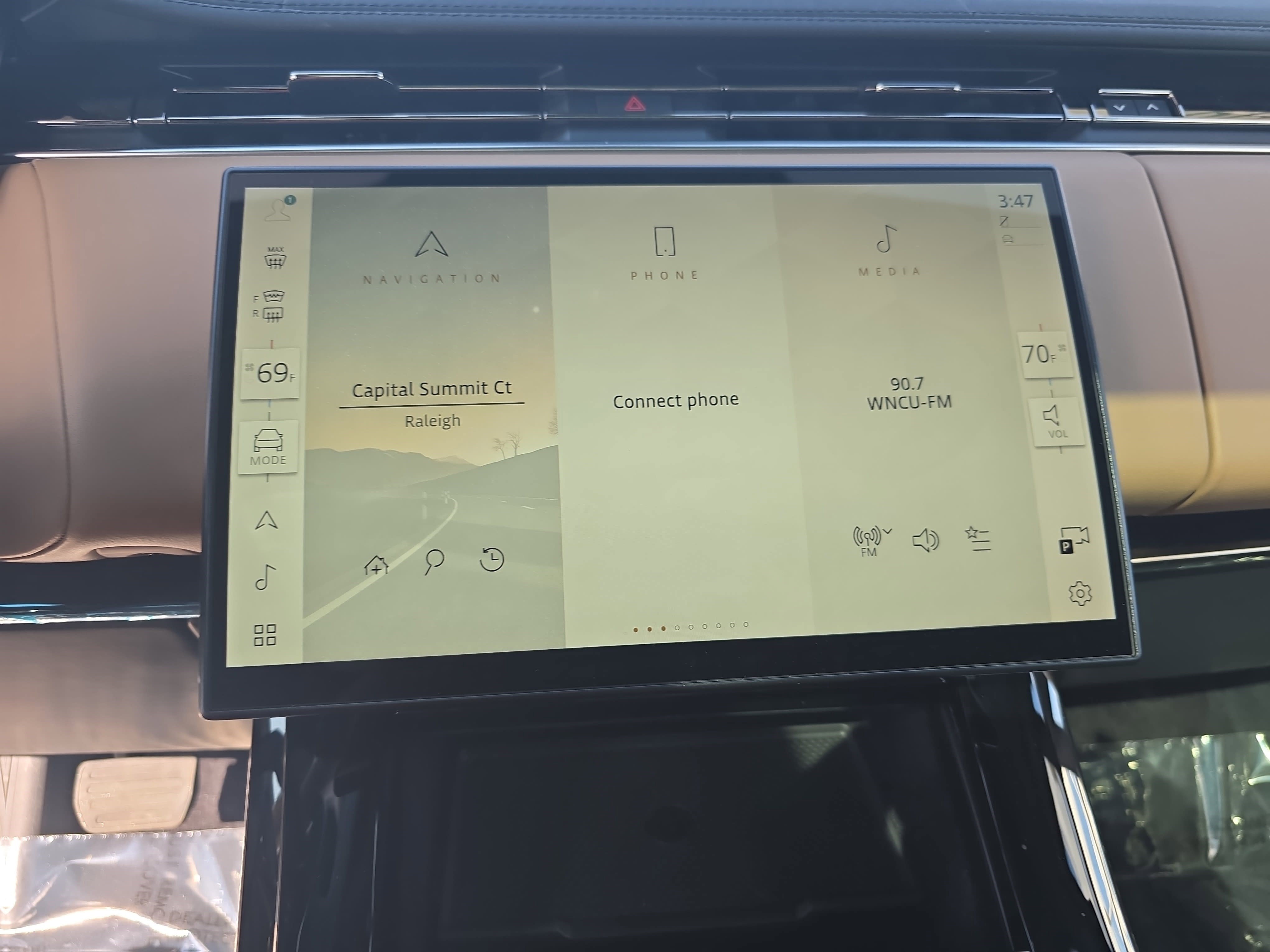 Used 2024 Land Rover Range Rover Sport SE image 20