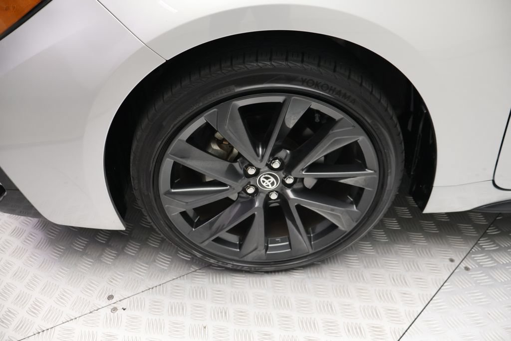 Certified 2024 Toyota Corolla SE FWD image 4
