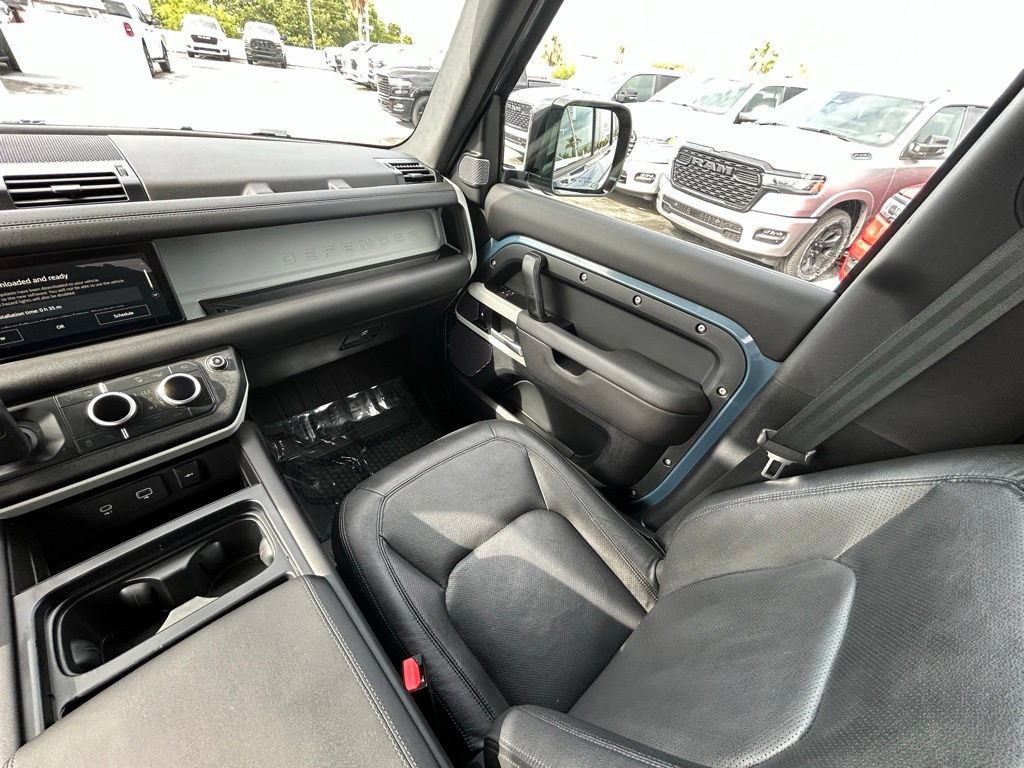 Used 2024 Land Rover Defender 110 S AWD/4WD image 11