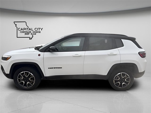 Used 2024 Jeep Compass Trailhawk w/ Trailhawk Elite Group image 6