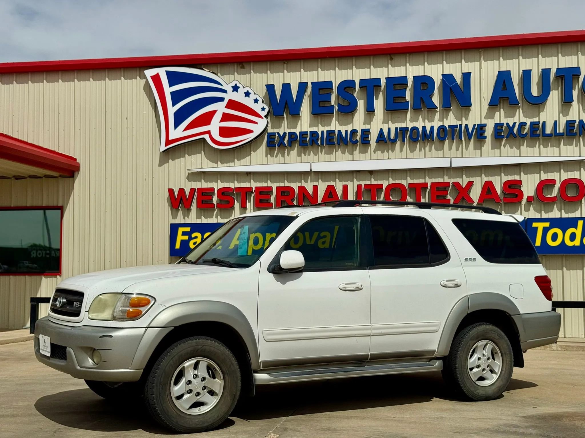 Used 2003 Toyota Sequoia SR5 RWD image 4