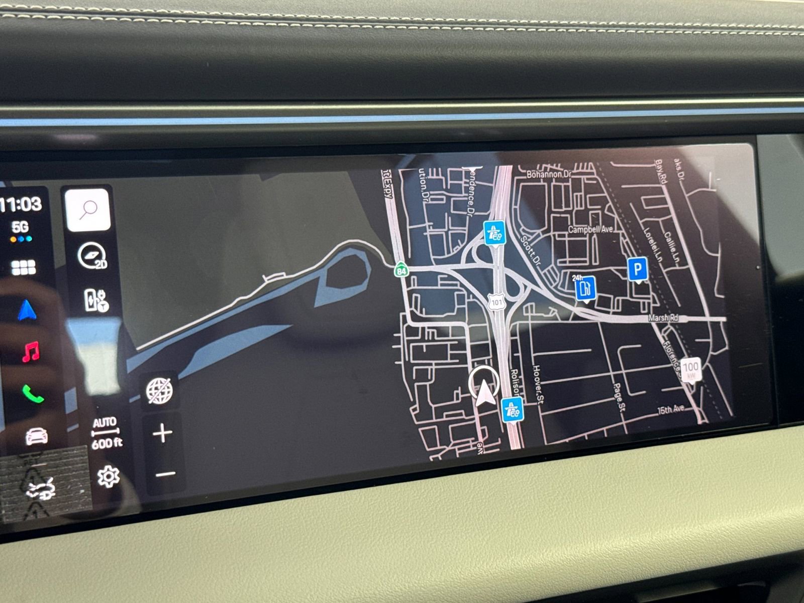 New 2026 Porsche Macan 4 Electric image 23