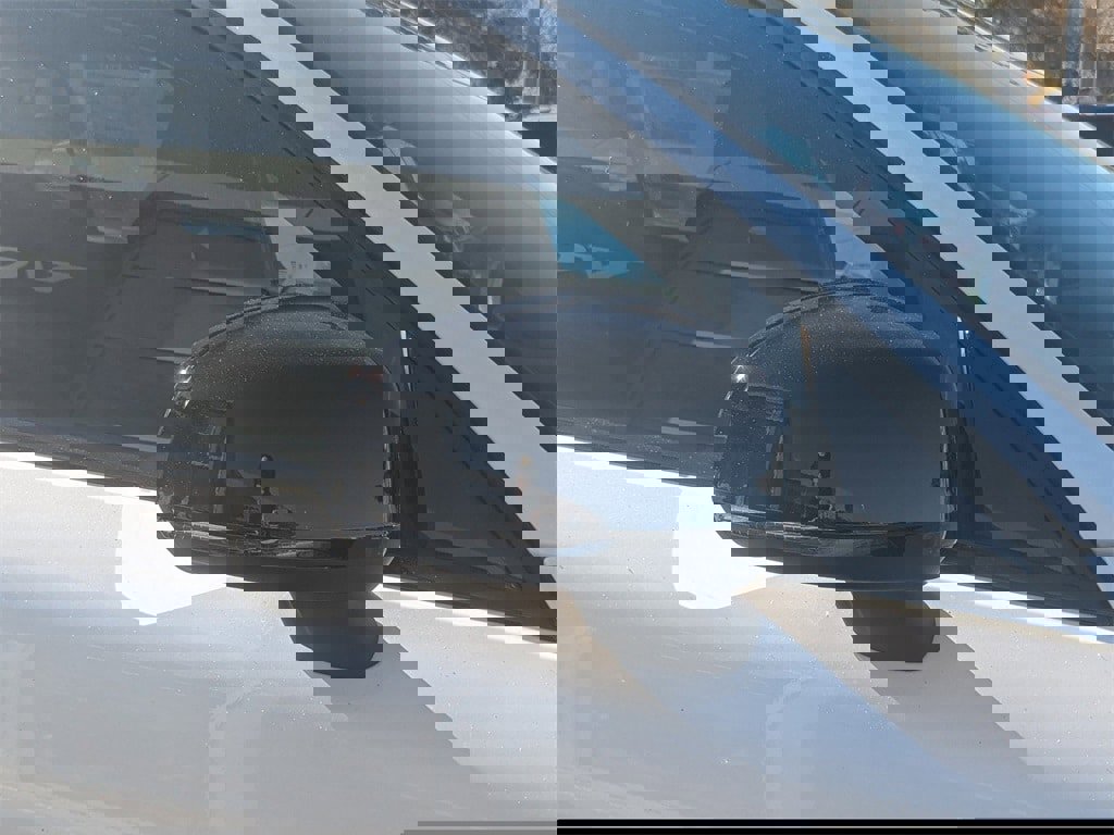 New 2026 Volvo XC40 B4 Core image 13