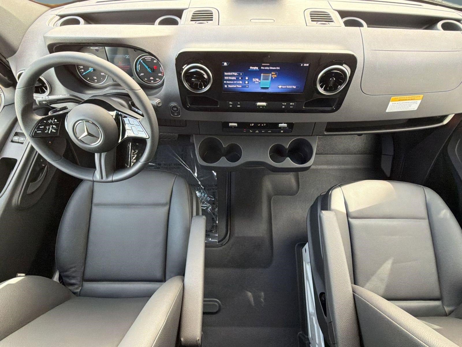 New 2025 Mercedes-Benz eSprinter 170 Cargo image 15