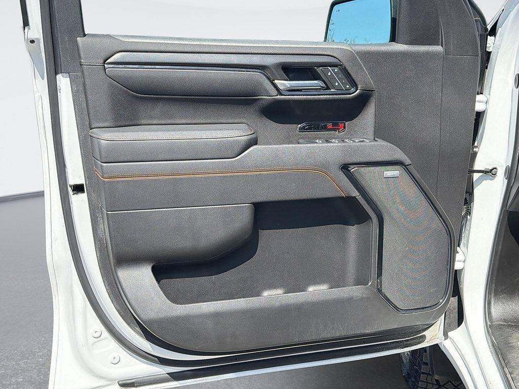 Used 2025 GMC Sierra 1500 AT4 AWD/4WD image 18