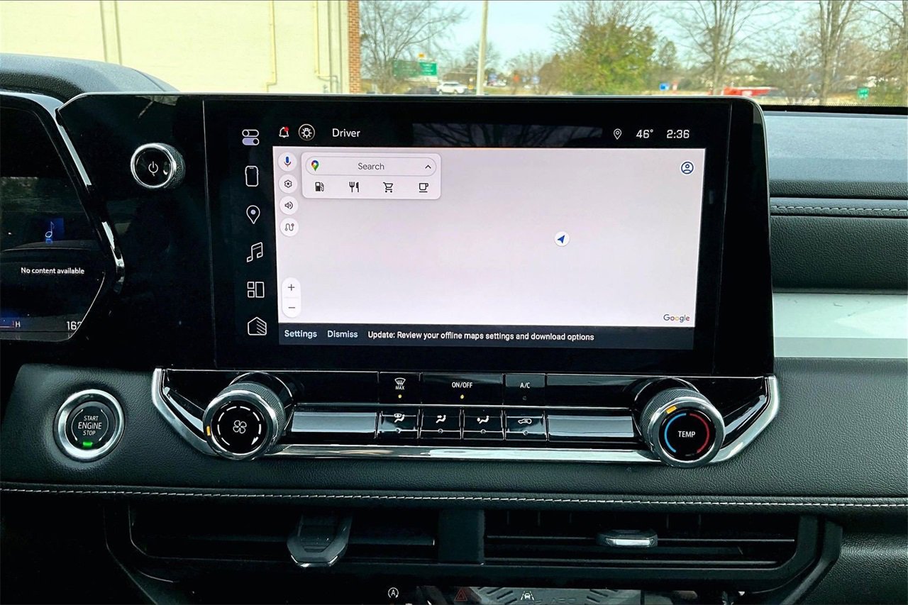 Used 2024 Chevrolet Colorado LT image 12