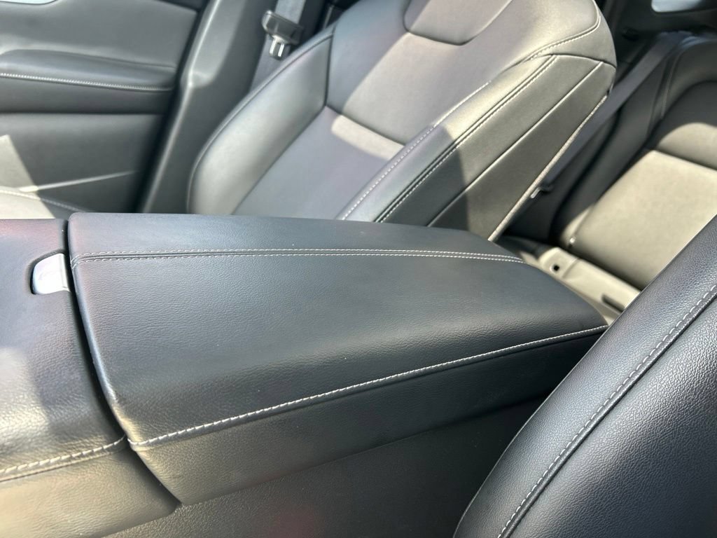 Certified 2025 Nissan Murano SL AWD/4WD image 39