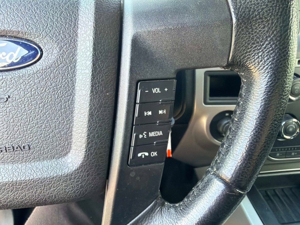 Used 2017 Ford Expedition XLT AWD/4WD image 28