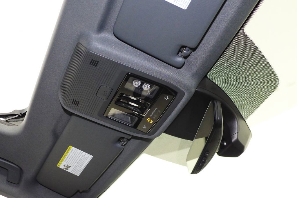 Used 2023 Audi Q4 e-tron Premium Plus w/ Premium Plus image 17