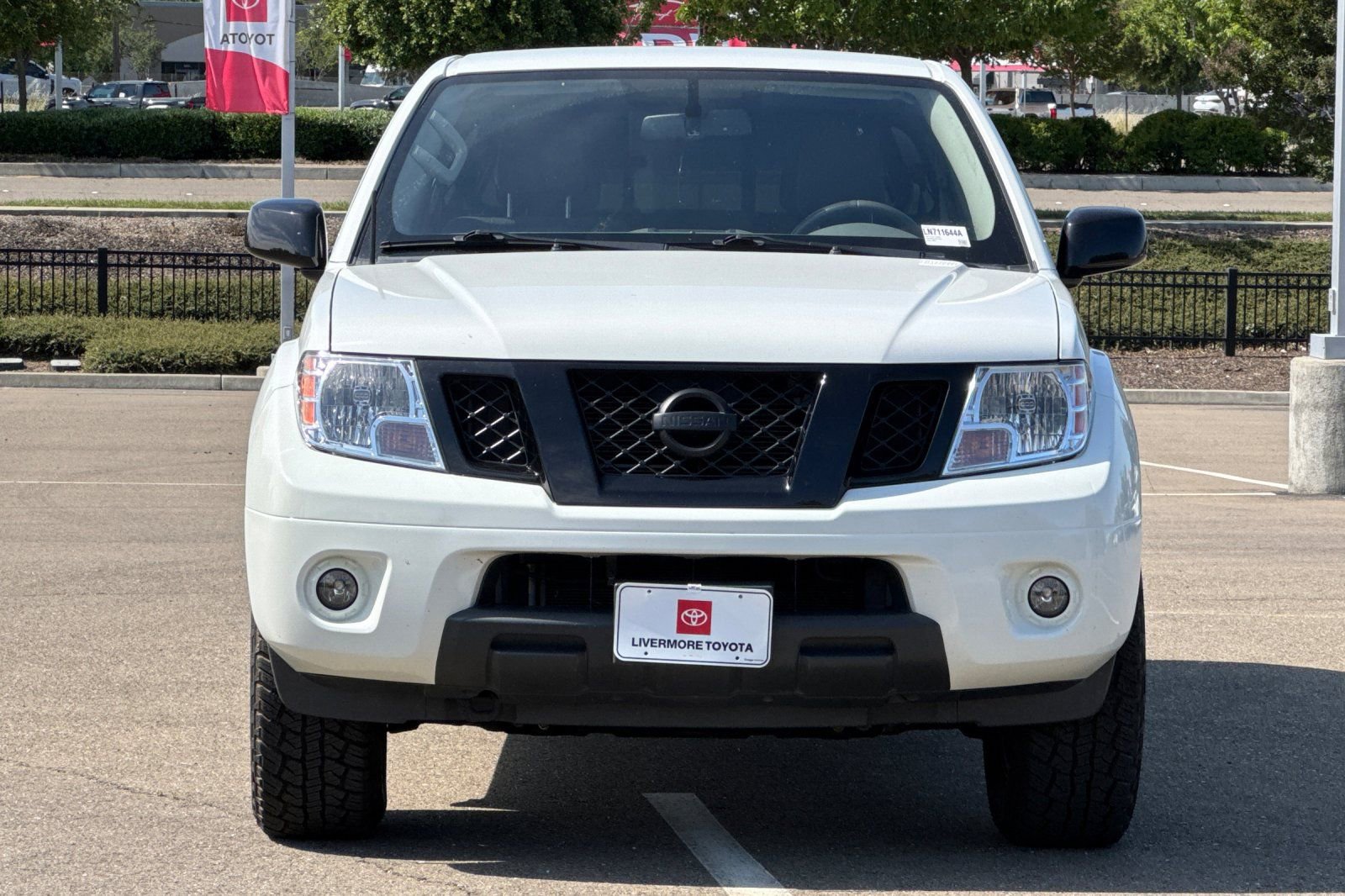 Used 2020 Nissan Frontier SV w/ Midnight Edition Floor Mats AWD/4WD image 9