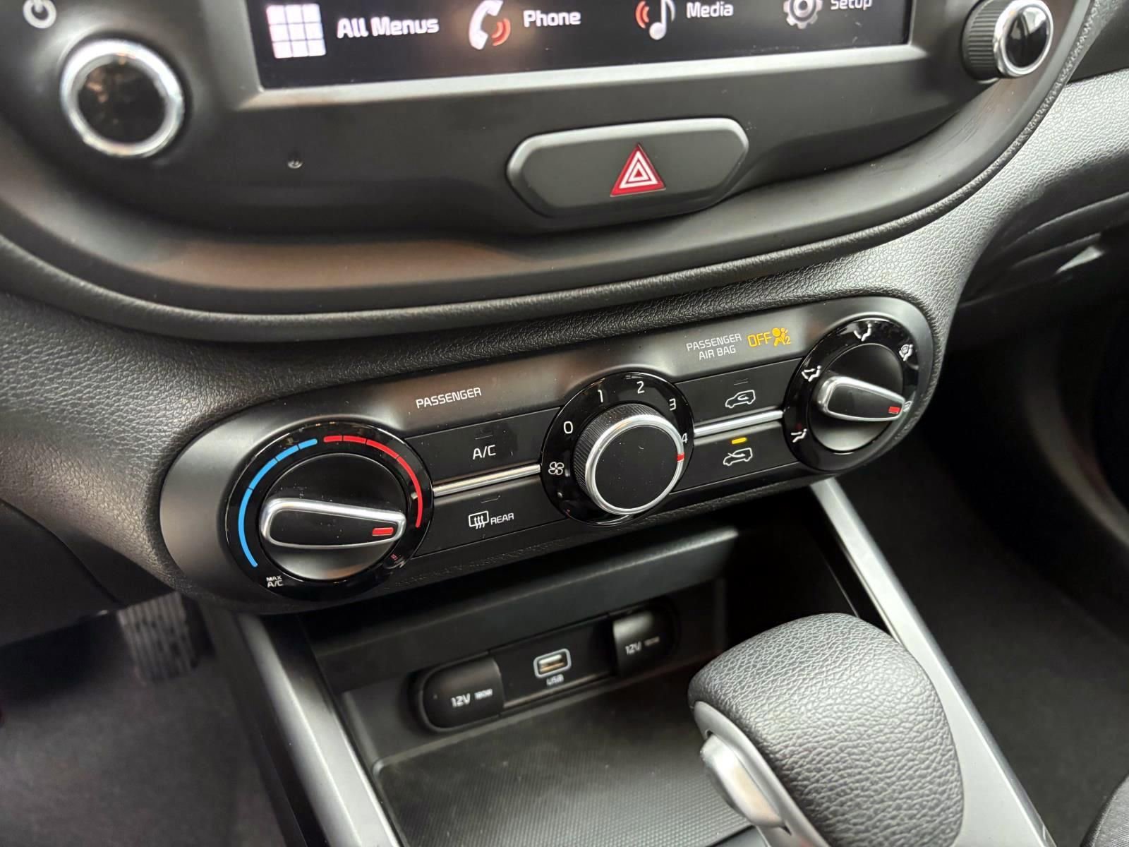 Used 2022 Kia Soul LX w/ Technology Package image 21