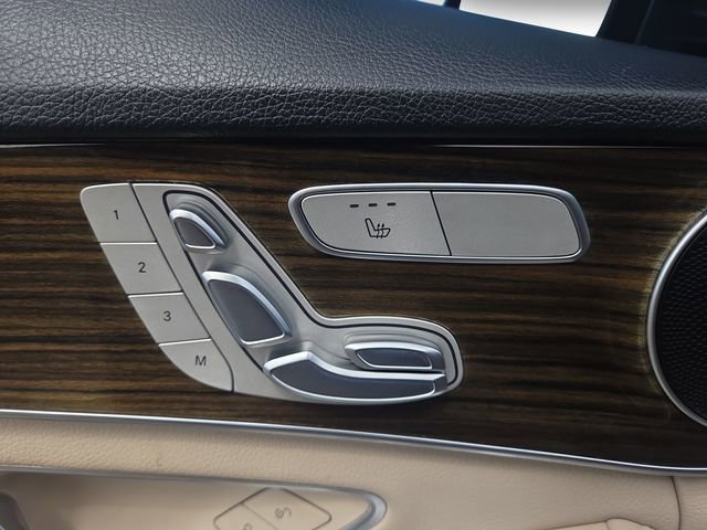 Used 2018 Mercedes-Benz C 300 4MATIC Sedan w/ Premium Package image 17