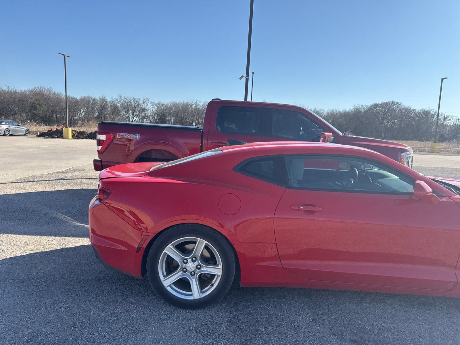 Used 2021 Chevrolet Camaro LT RWD image 4