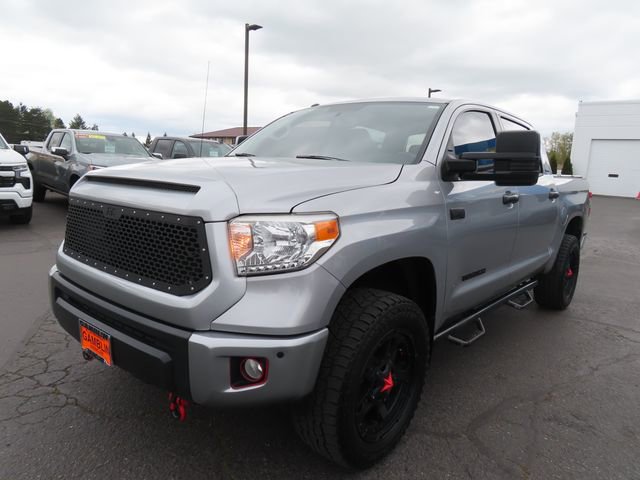 Used 2016 Toyota Tundra Limited w/ Limited Premium Package AWD/4WD image 3