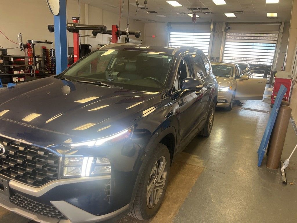 Used 2023 Hyundai Santa Fe SEL image 4