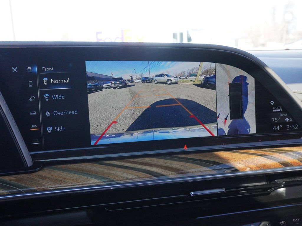 Used 2023 Cadillac Escalade ESV Premium Luxury Platinum w/ Heavy-Duty Trailer Package image 59