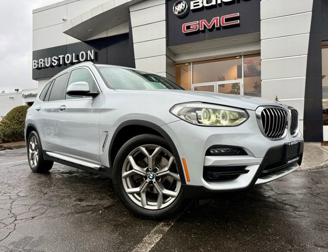 Used 2020 BMW X3 xDrive30i w/ Premium Package image 3