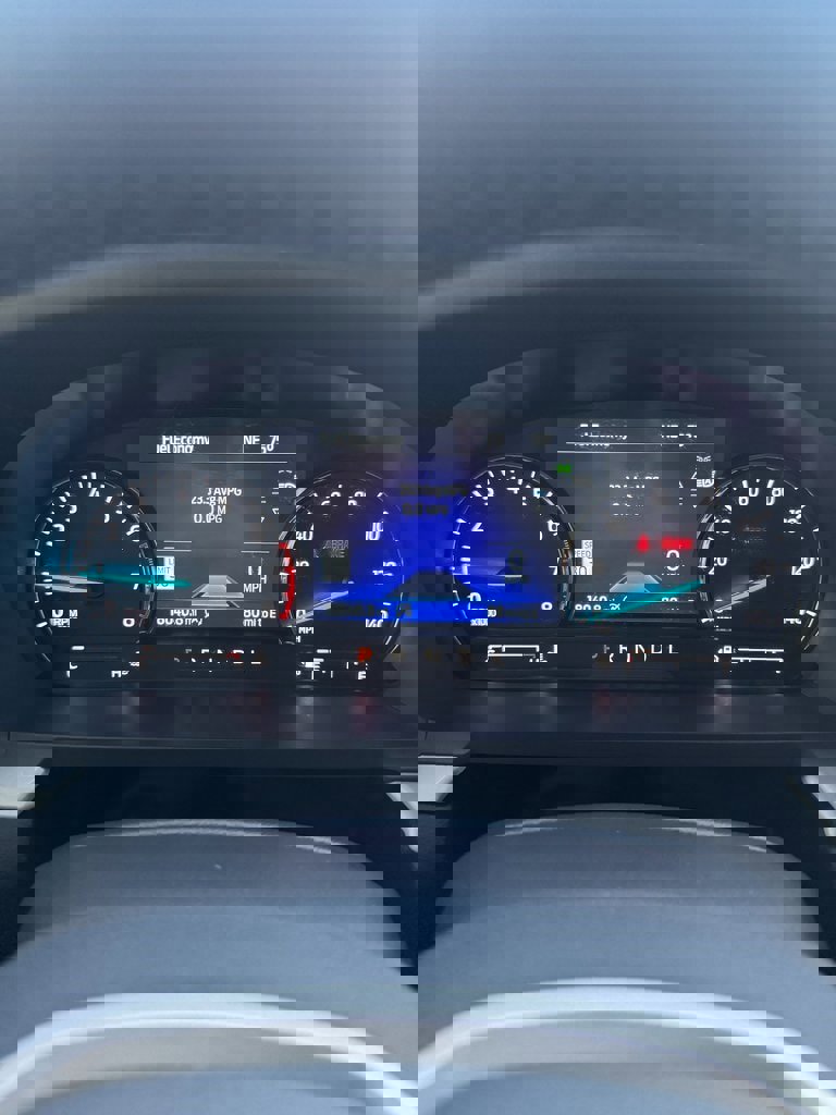 Used 2023 Ford Explorer XLT w/ Equipment Group 202A image 14