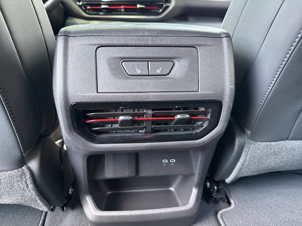 Used 2026 Chevrolet Silverado EV Trail Boss AWD/4WD image 35