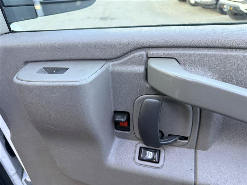 Used 2019 GMC Savana 2500 w/ Driver Convenience Package RWD image 14