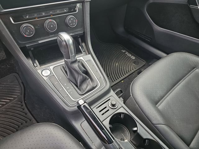 Used 2018 Volkswagen Golf SE FWD image 22