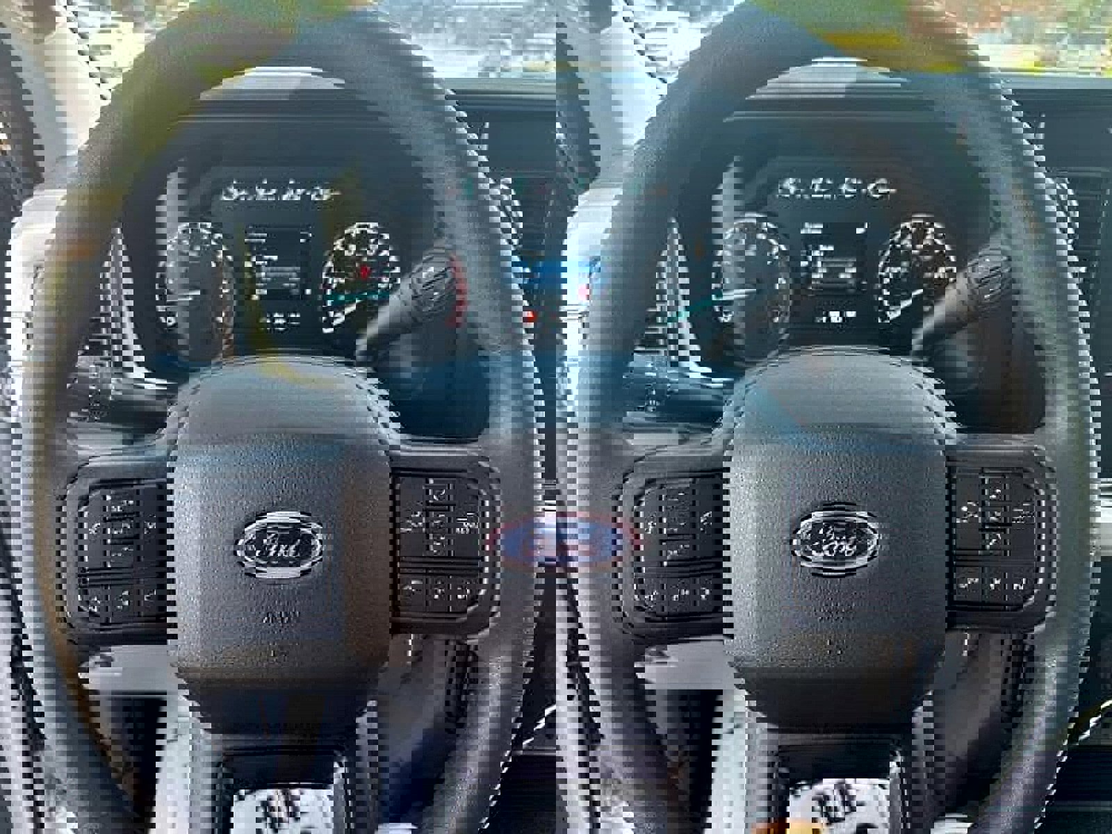 New 2025 Ford F350 XLT image 15