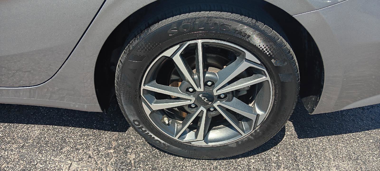 Used 2022 Kia Forte LXS image 23