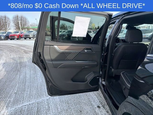 Used 2025 GMC Acadia Denali w/ LPO, Floor Liner Package image 22