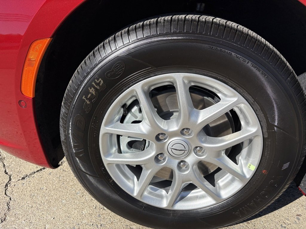 New 2026 Chrysler Pacifica Select image 12