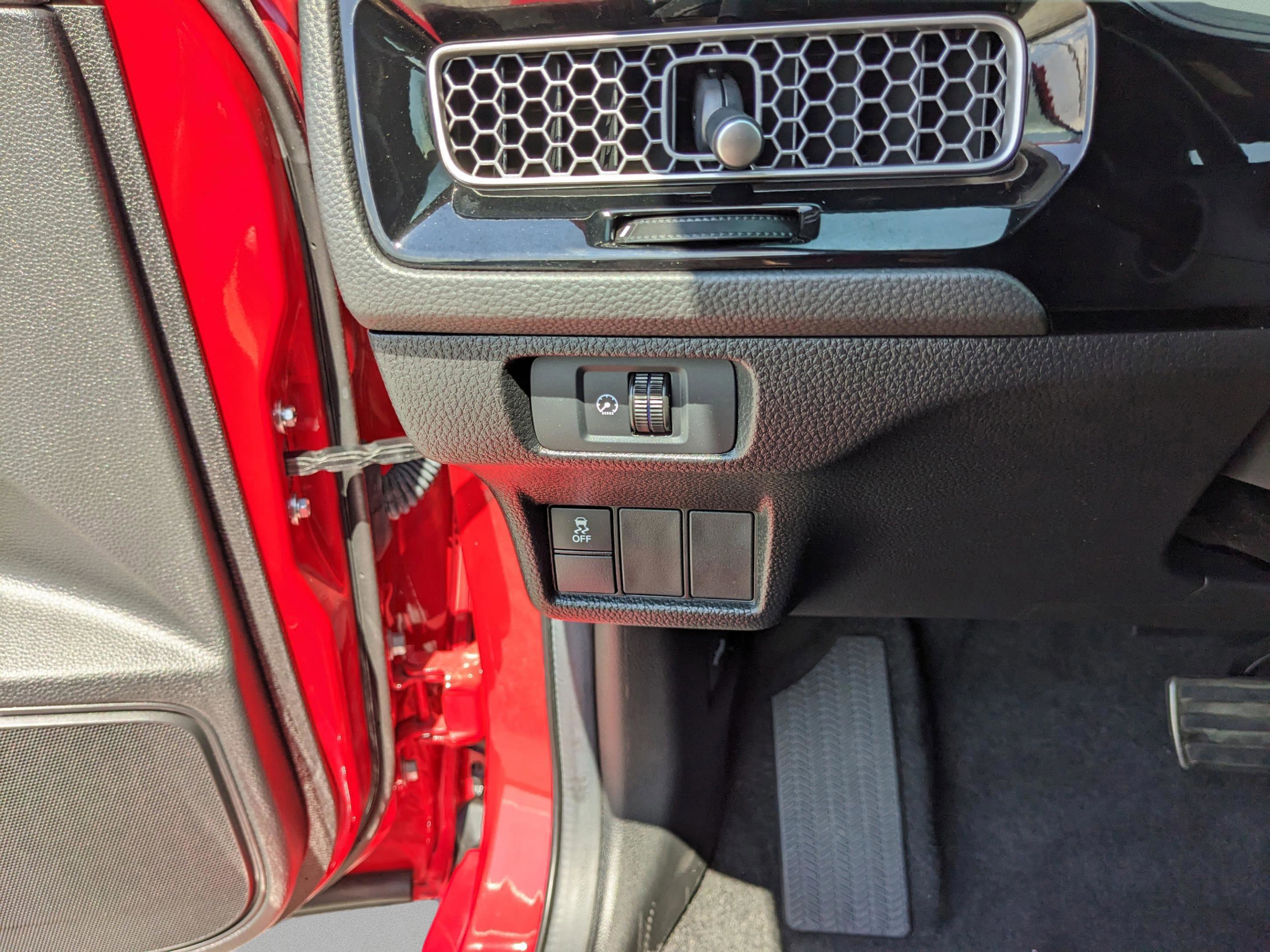 Used 2025 Honda Civic Sport image 16