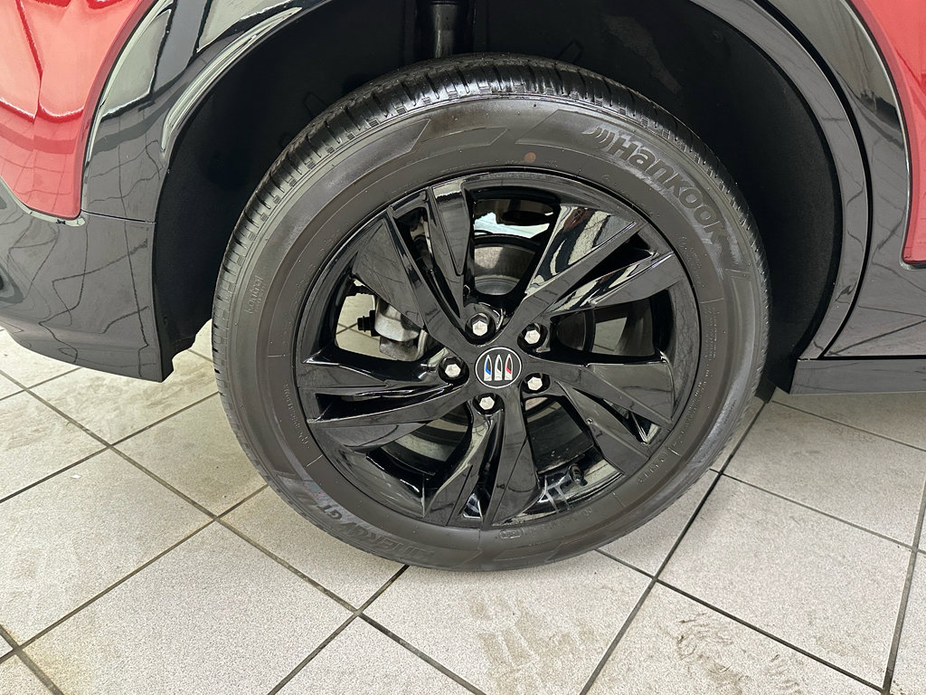 Certified 2025 Buick Encore GX Sport Touring w/ Advanced Technology Package AWD/4WD image 15