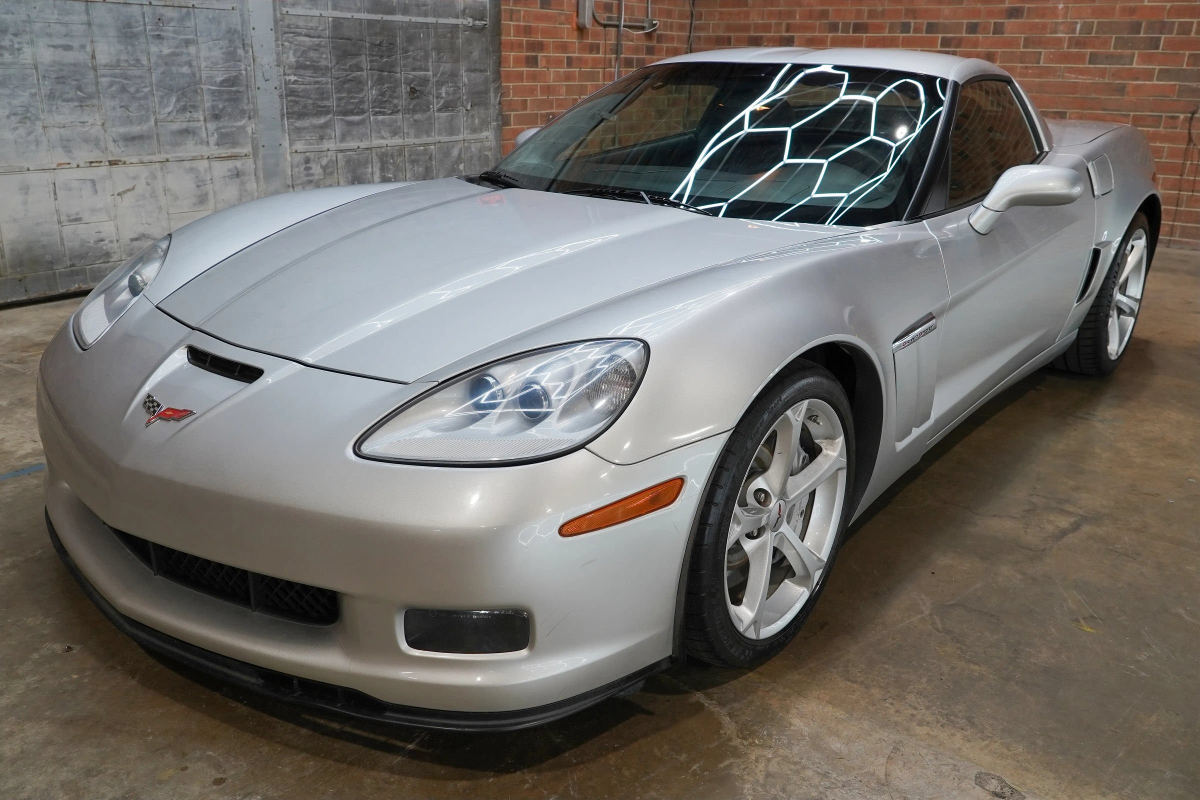 Used 2010 Chevrolet Corvette Grand Sport w/ Preferred Equipment Group RWD image 21