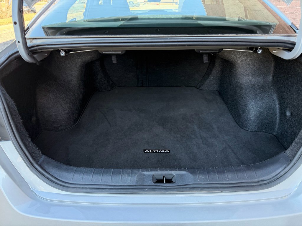 Used 2023 Nissan Altima 2.5 SR image 19