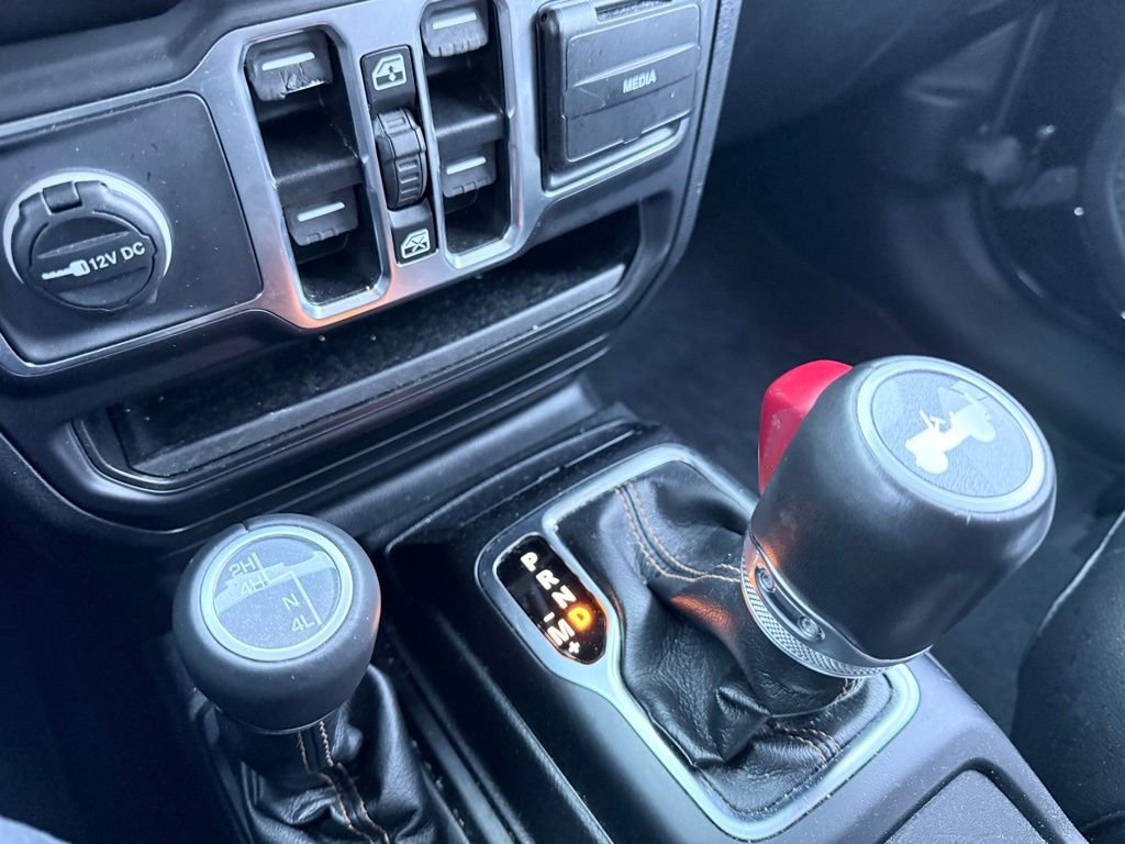 Used 2023 Jeep Wrangler Altitude image 22