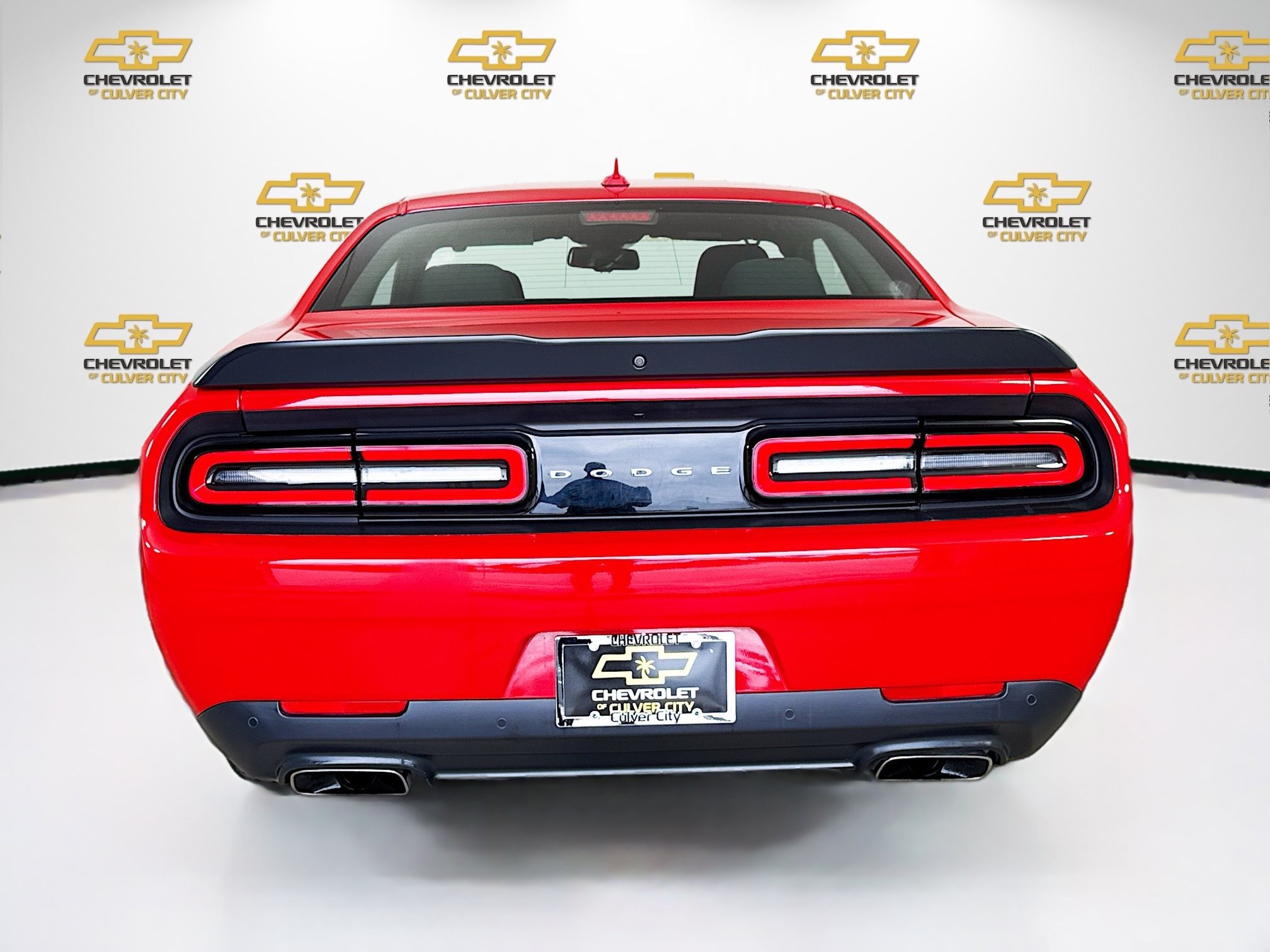 Used 2023 Dodge Challenger R/T RWD image 7