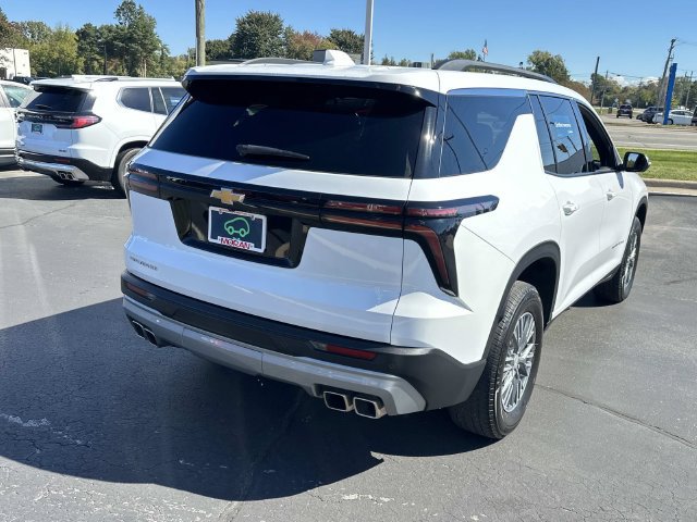 Certified 2025 Chevrolet Traverse LT FWD image 7