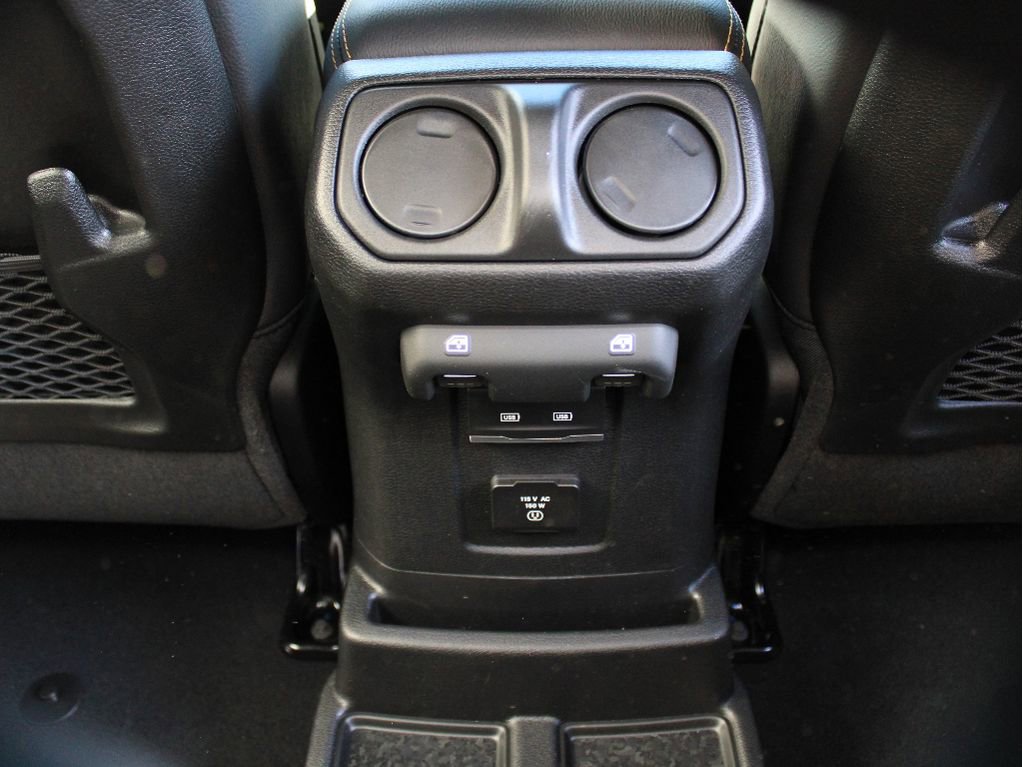 New 2026 Jeep Wrangler Sahara AWD/4WD image 30