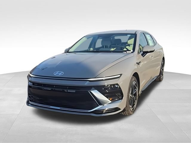 New 2026 Hyundai Sonata SEL FWD image 3
