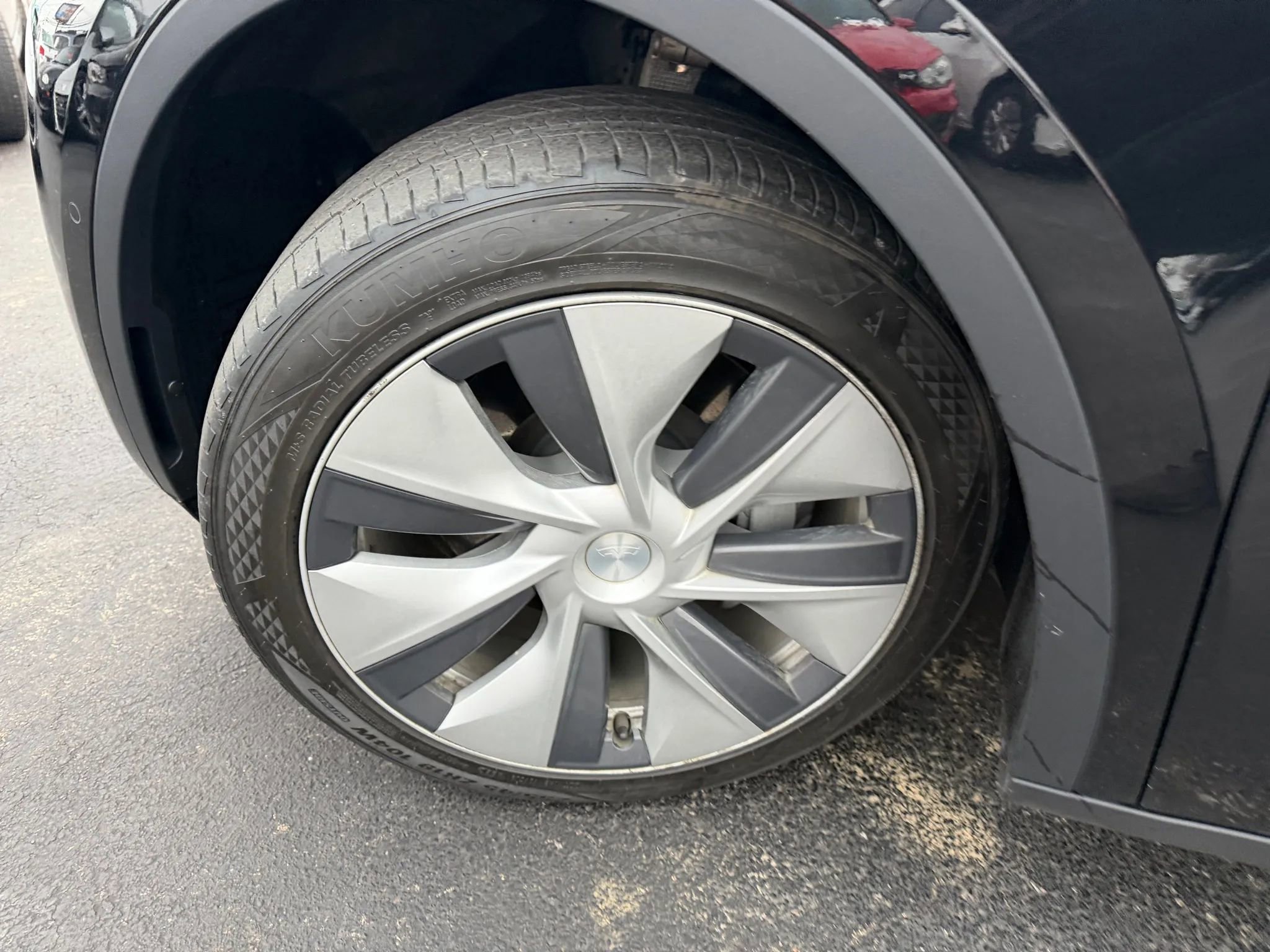 Used 2021 Tesla Model Y Long Range image 52