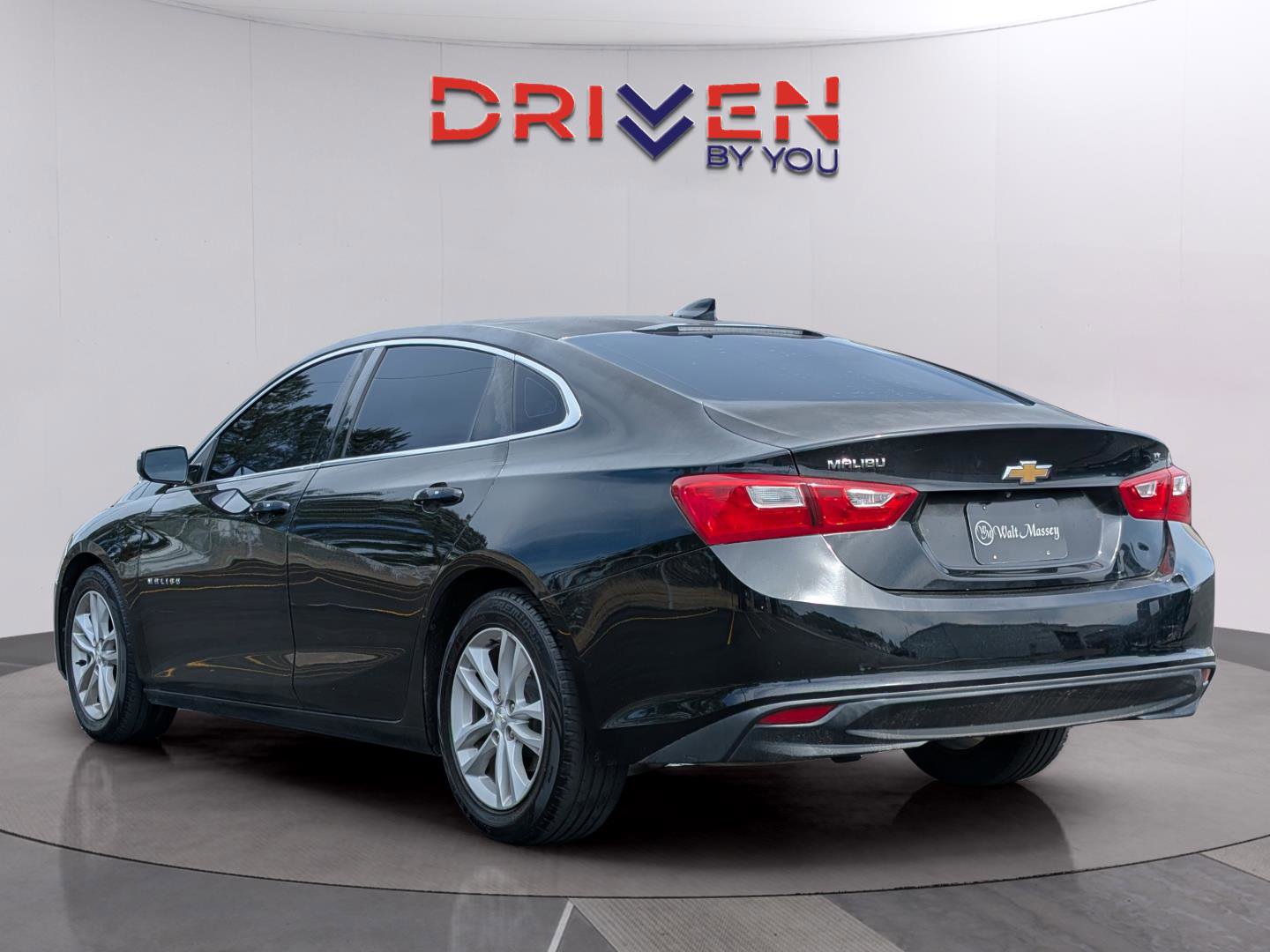 Used 2016 Chevrolet Malibu LT image 3